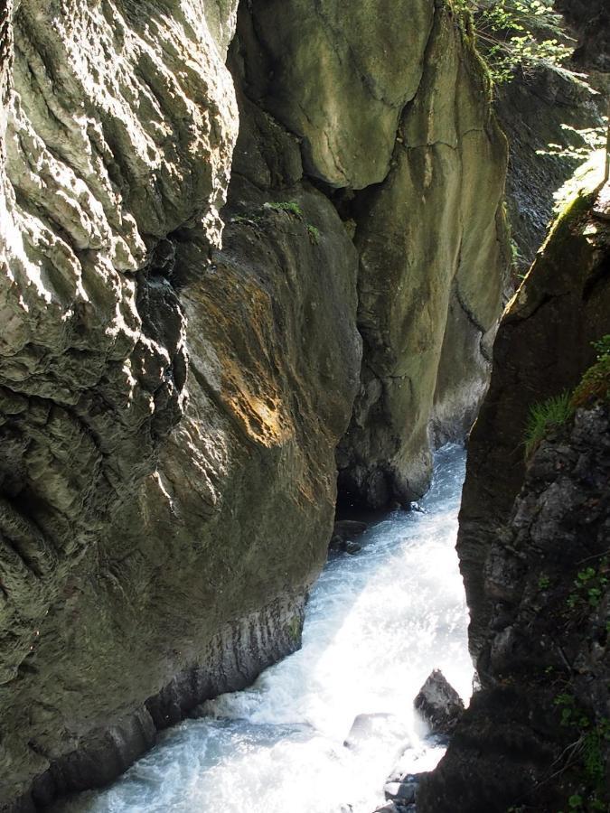 Riversong Centre Thermal Les Plans-sur-Bex Екстер'єр фото